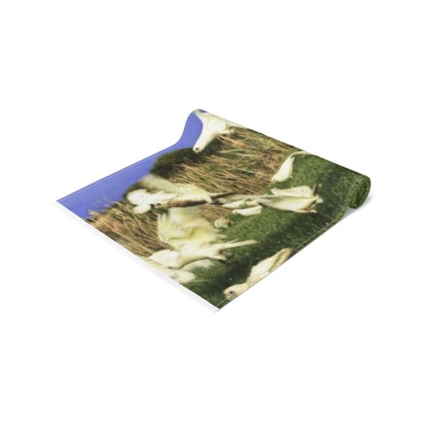 Nature-Inspired Table Runner for Decor, Farmhouse Style Table Decor, Rustic Dining, Holiday Table Linen, Greenery Themed Centerpiece
