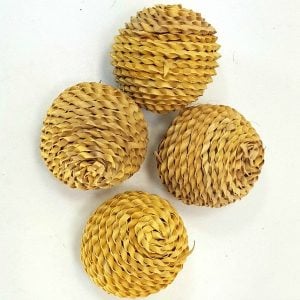 Munchie Braided Palm Leaf Balls For Birds 2 pc